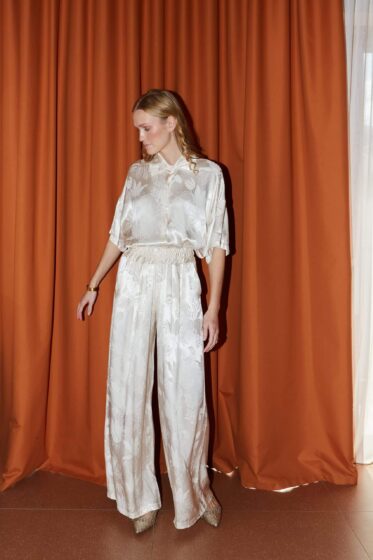 Παντελόνα ζακάρ creme - alternate view