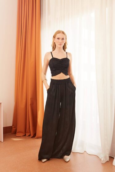 Παντελόνα ζακάρ μαύρη