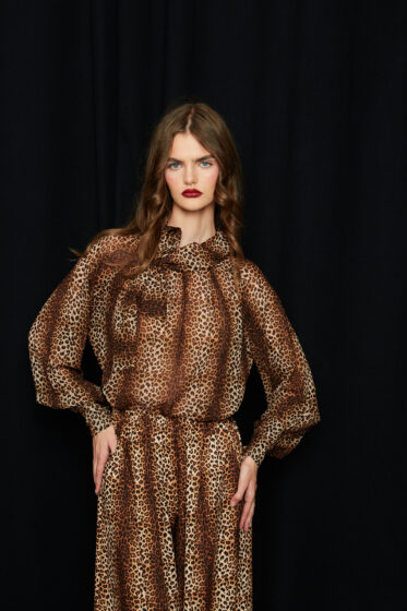 Μπλούζα με δέσιμο στο λαιμό leopard