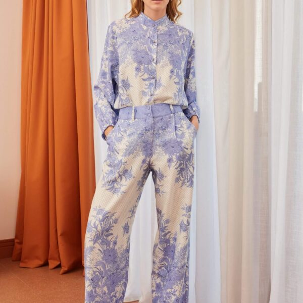 Παντελόνα με πιέτα και κουμπιά άσπρο – λιλά